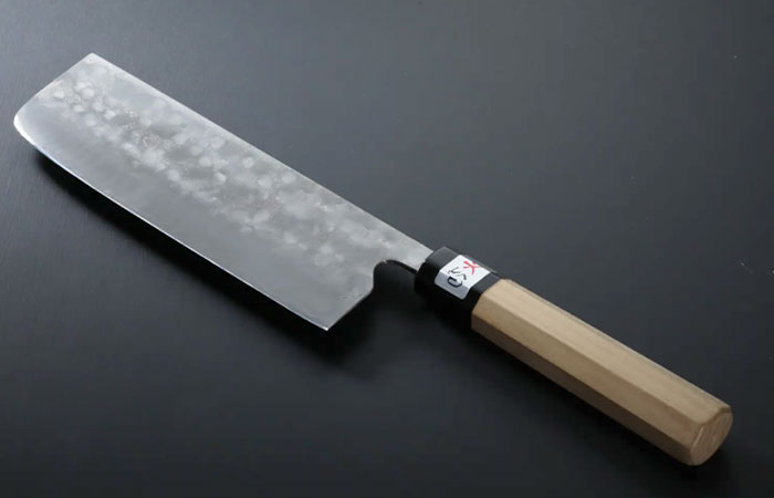What Angle Do You Sharpen a Nakiri Knife?